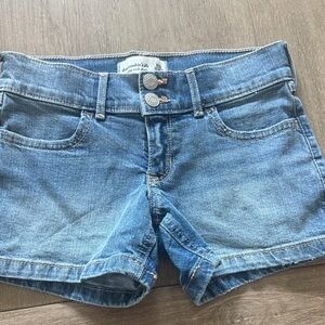 Abercrombie Kids Loe Rise Midi Denim Shorts NWT